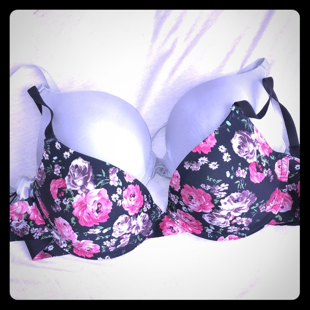 💋36B bras